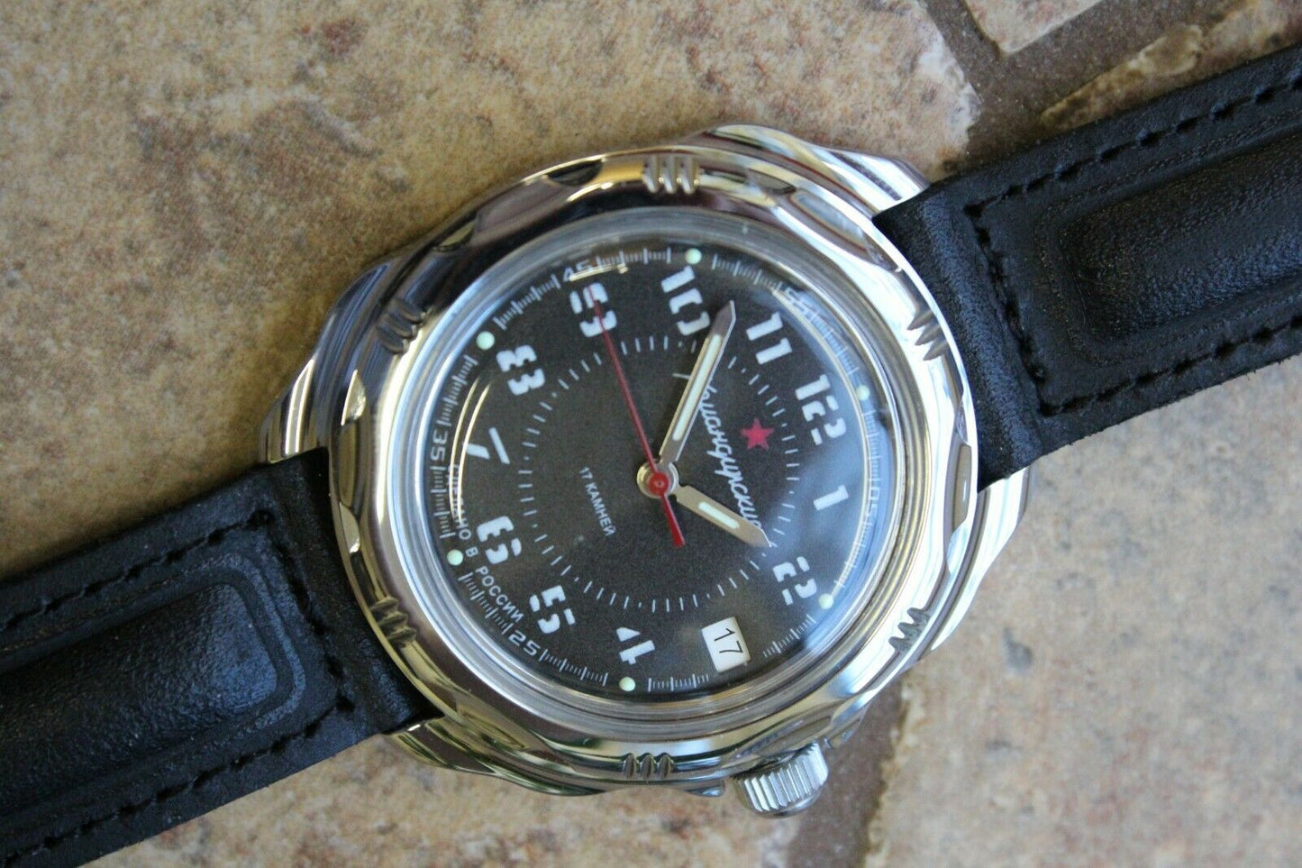 Vostok Komandirsky 211186 Classic Russian Mechanical Military Wrist Watch