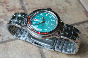 Russian Mechanical Automatic Wrist Watch VOSTOK AMPHIBIAN DIVER 420307