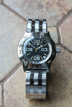 Load image into Gallery viewer, Russian Mechanical Automatic Wrist Watch VOSTOK AMPHIBIAN DIVER 100842
