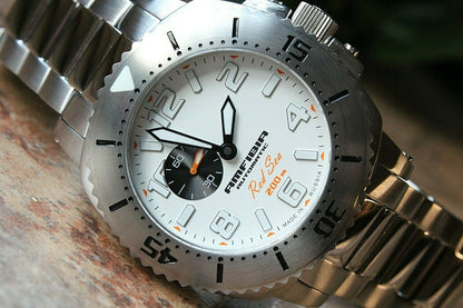 Vostok Amphibian Red Sea Russian Mechanical Automatic wrist watch 040684