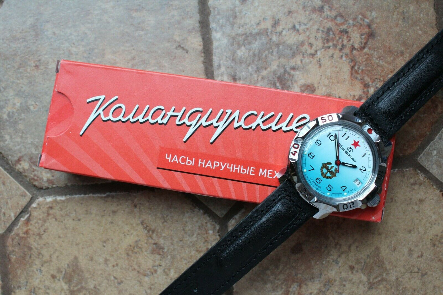 Vostok Komandirskie Mechanical Military Russian wrist watch 811314