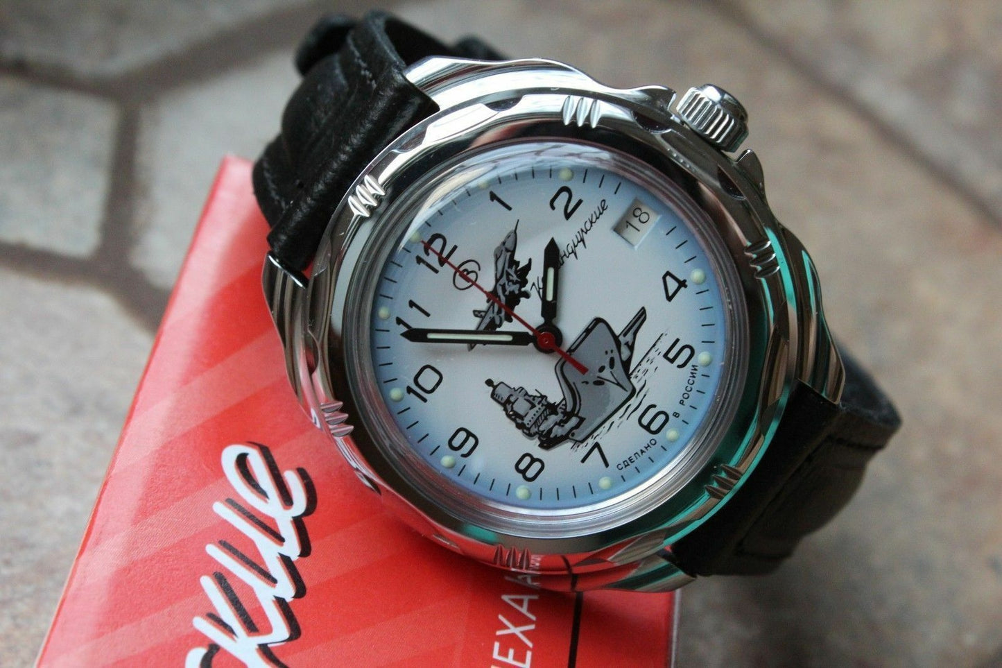 Vostok Komandirsky Russian Military Wrist Watch # 211982 NEW