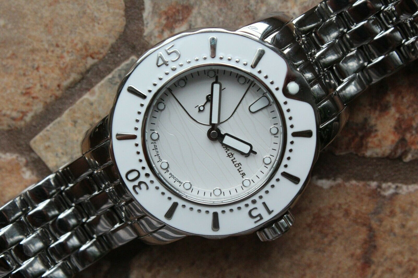 Vostok Amphibian 570597 Women's Mechanical Hand Winding Russian wrist watch