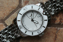 Load image into Gallery viewer, Vostok Amphibian 570597 Women&#39;s Mechanical Hand Winding Russian wrist watch
