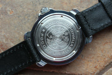 Load image into Gallery viewer, Vostok Komandirsky Mechanical Russian Military Wrist Watch Red Star 811719
