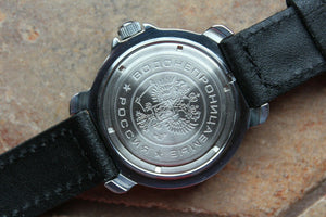 Vostok Komandirsky Mechanical Russian Military Wrist Watch Red Star 811719