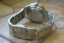 Load image into Gallery viewer, Vostok Komandirskie Automatic Russian wrist watch 650539
