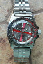 Load image into Gallery viewer, Russian Mechanical Automatic Wrist Watch VOSTOK AMPHIBIAN DIVER 110651
