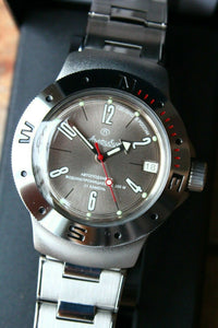 Vostok Amphibian Mechanical Auto Russian diver wrist watch 060284