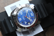 Load image into Gallery viewer, Russian Mechanical Automatic Wrist Watch VOSTOK AMPHIBIAN DIVER 710432L
