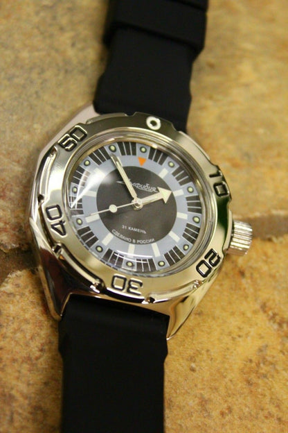 Russian Mechanical Automatic Wrist Watch VOSTOK AMPHIBIAN DIVER 670927