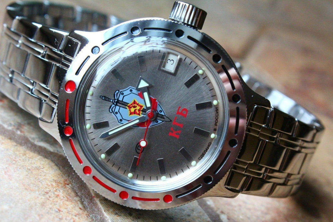 Russian Mechanical Automatic Wrist Watch VOSTOK AMPHIBIAN DIVER 420892