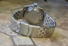 Load image into Gallery viewer, Russian Mechanical Automatic Wrist Watch VOSTOK AMPHIBIAN DIVER 710615
