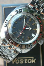 Load image into Gallery viewer, Russian Mechanical Automatic Wrist Watch VOSTOK AMPHIBIAN DIVER 710679
