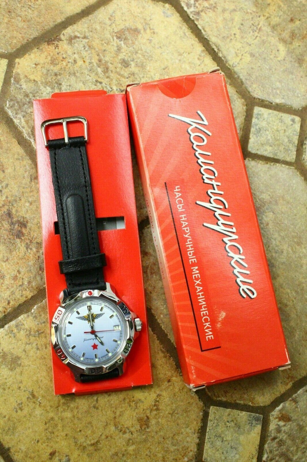 Vostok Komandirskie Mechanical Military Russian wrist watch Red Star 811290