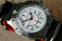 Load image into Gallery viewer, Russian Mechanical Automatic Wrist Watch VOSTOK Komandirsky K-35 350624
