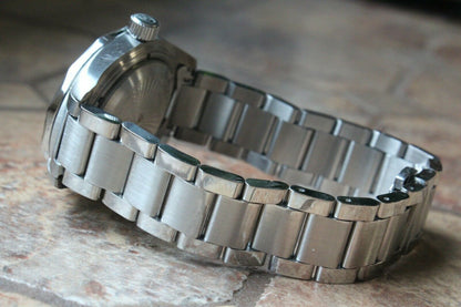 Vostok Komandirsky 030788B Russian Automatic Military Wrist Watch Day Night