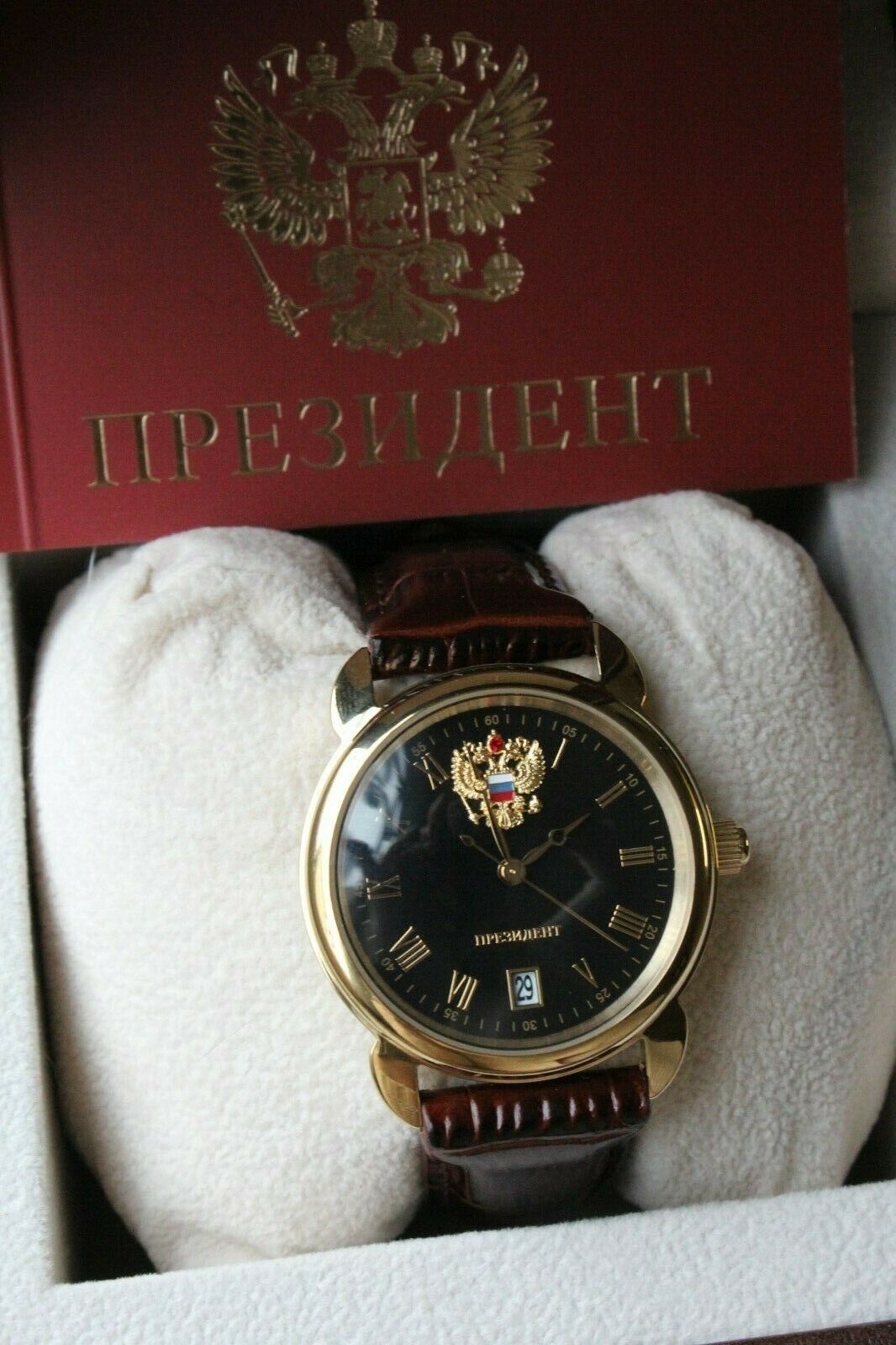 Russian President 4076681 Quartz Men's Wrist Watch Poljot