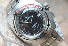 Load image into Gallery viewer, Russian Mechanical Automatic Wrist Watch VOSTOK AMPHIBIAN DIVER 090662
