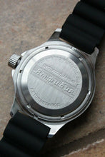 Load image into Gallery viewer, Russian Mechanical Automatic Wrist Watch VOSTOK AMPHIBIAN DIVER 120848
