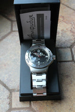 Load image into Gallery viewer, Vostok Amphibian Russian diver wrist watch 060634
