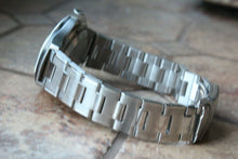 Load image into Gallery viewer, Vostok Amphibian Auto Russian diver wrist watch 060142
