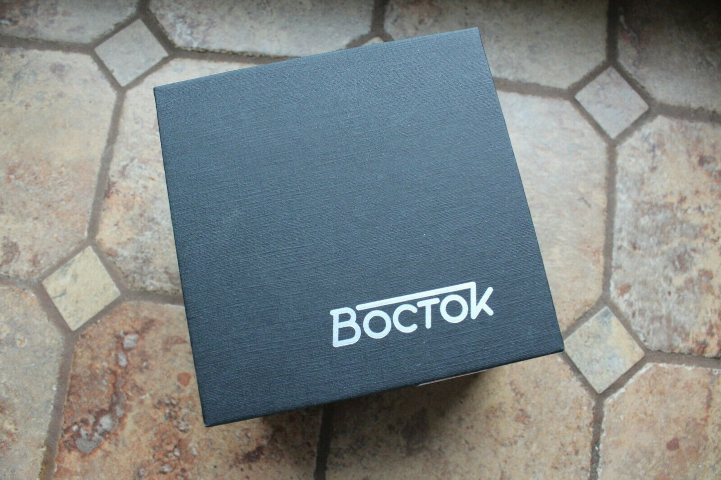 Vostok Women's Russian Mechanical Hand Winding Wrist watch 581593
