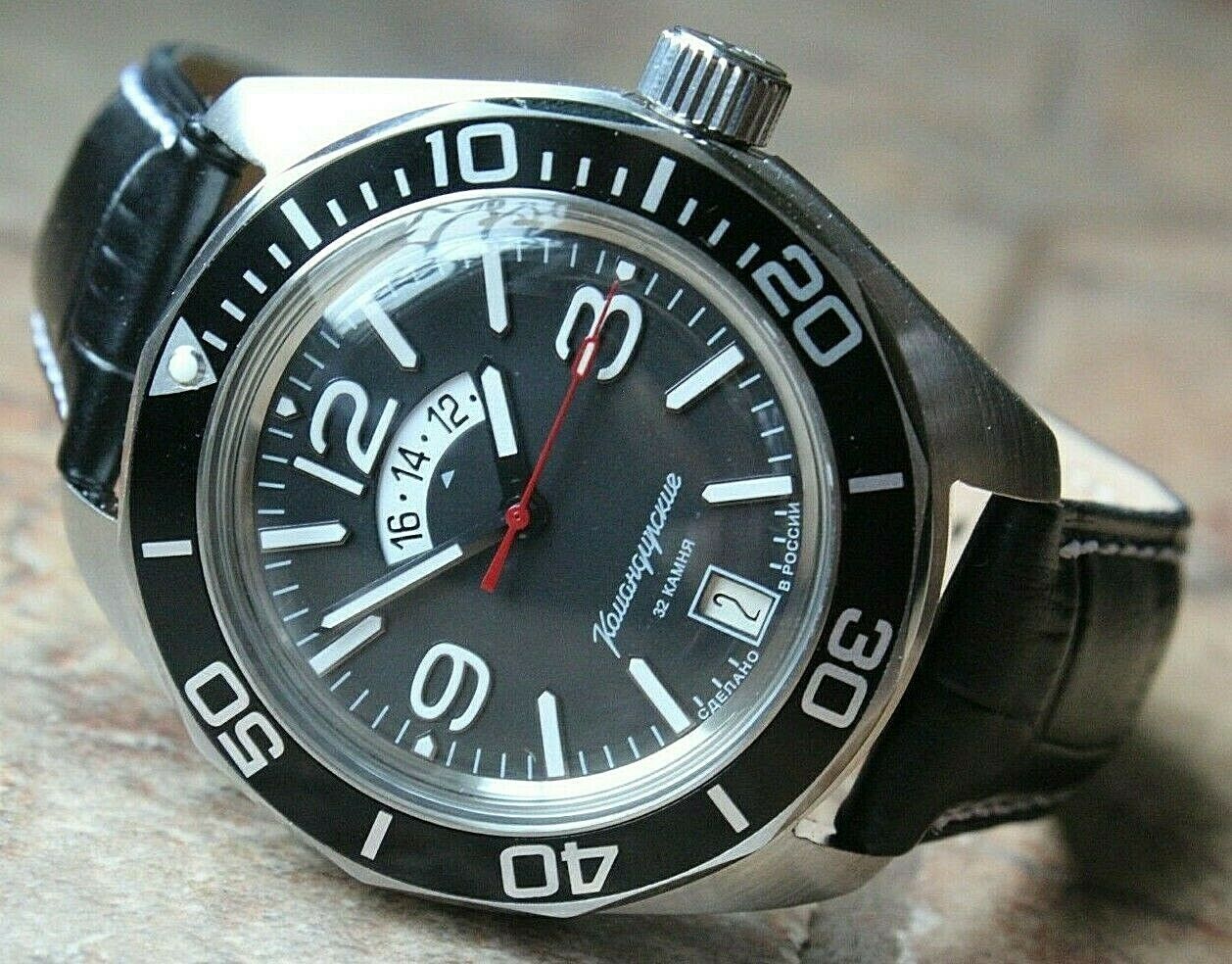 Vostok Komandirsky 030788 Russian Automatic Military Wrist Watch Day Night