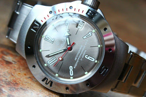 Vostok Amphibian Mechanical Auto Russian diver wrist watch 060284