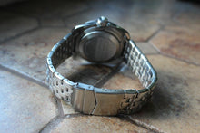 Load image into Gallery viewer, Russian Mechanical Automatic Wrist Watch VOSTOK AMPHIBIAN DIVER 710406

