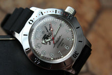 Load image into Gallery viewer, Russian Mechanical Automatic Wrist Watch VOSTOK AMPHIBIAN DIVER 120658

