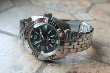 Load image into Gallery viewer, Russian Mechanical Automatic Wrist Watch VOSTOK AMPHIBIAN DIVER 710640
