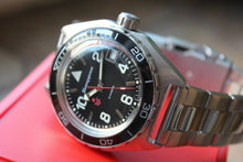 Load image into Gallery viewer, Vostok Komandirskie Automatic Russian wrist watch 650536
