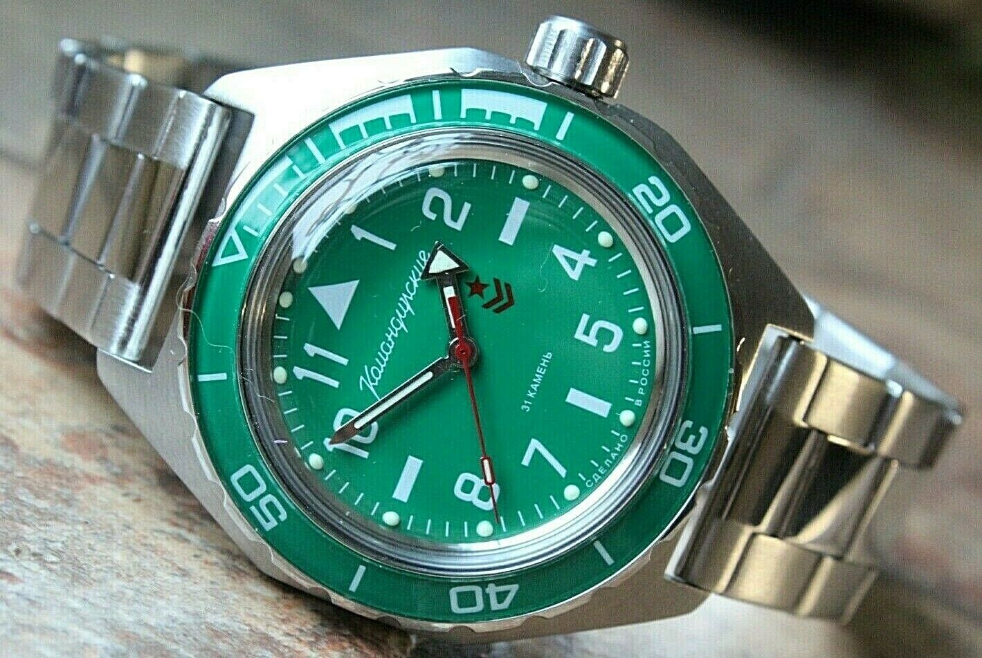 Vostok Komandirskie Military Mechanical Automatic Russian wrist watch 650856