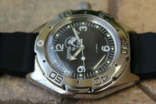 Load image into Gallery viewer, Russian Mechanical Automatic Wrist Watch VOSTOK AMPHIBIAN DIVER 670919
