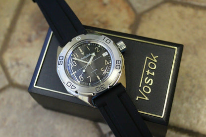 Russian Mechanical Automatic Wrist Watch VOSTOK AMPHIBIAN DIVER 670921