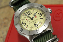 Load image into Gallery viewer, Russian Mechanical Automatic Wrist Watch VOSTOK Komandirsky K-35 350749
