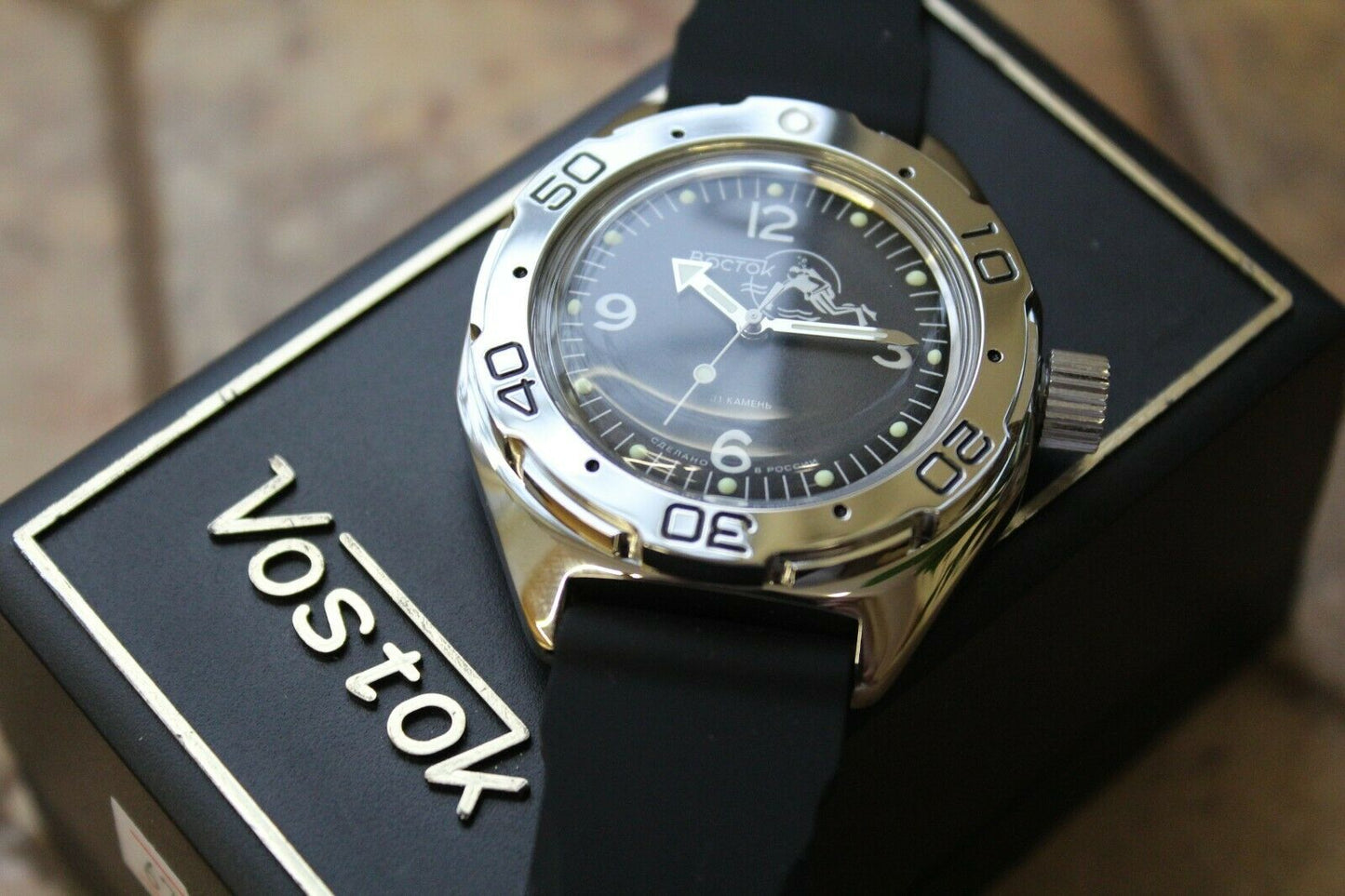 Russian Mechanical Automatic Wrist Watch VOSTOK AMPHIBIAN DIVER 670919