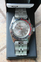 Load image into Gallery viewer, Russian Mechanical Automatic Wrist Watch VOSTOK AMPHIBIAN DIVER 110649
