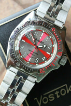 Load image into Gallery viewer, Russian Mechanical Automatic Wrist Watch VOSTOK AMPHIBIAN DIVER 110651
