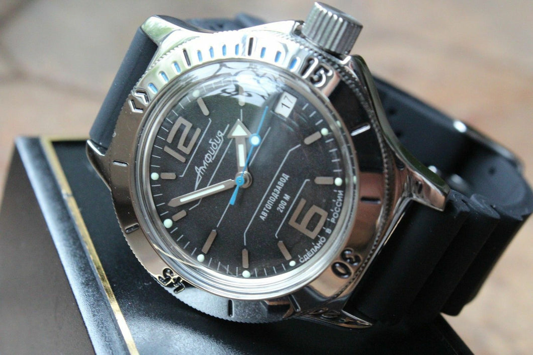 Russian Mechanical Automatic Wrist Watch VOSTOK AMPHIBIAN DIVER 120695
