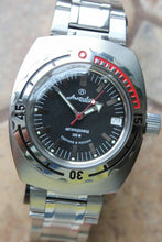 Load image into Gallery viewer, Russian Mechanical Automatic Wrist Watch VOSTOK AMPHIBIAN DIVER 090662
