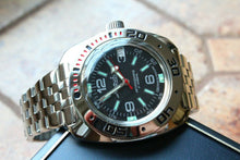 Load image into Gallery viewer, Russian Mechanical Automatic Wrist Watch VOSTOK AMPHIBIAN DIVER 710640
