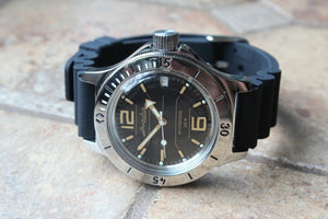 Russian Mechanical Automatic Wrist Watch VOSTOK AMPHIBIAN DIVER 120697
