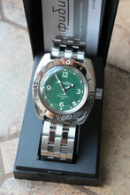 Load image into Gallery viewer, Russian Mechanical Automatic Wrist Watch VOSTOK AMPHIBIAN DIVER 150348
