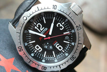 Load image into Gallery viewer, Vostok Komandirsky Russian Mechanical K-39 Military wristwatch 390776
